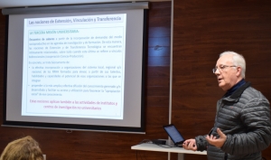 Gustavo Lugones en la presentación del taller interno CIECTI
