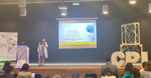 Sabrina Comotto durante la presentación en el II Foro Iberoamericano de Compra Pública e Innovación