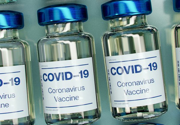 Frascos de vacunas contra el COVID
